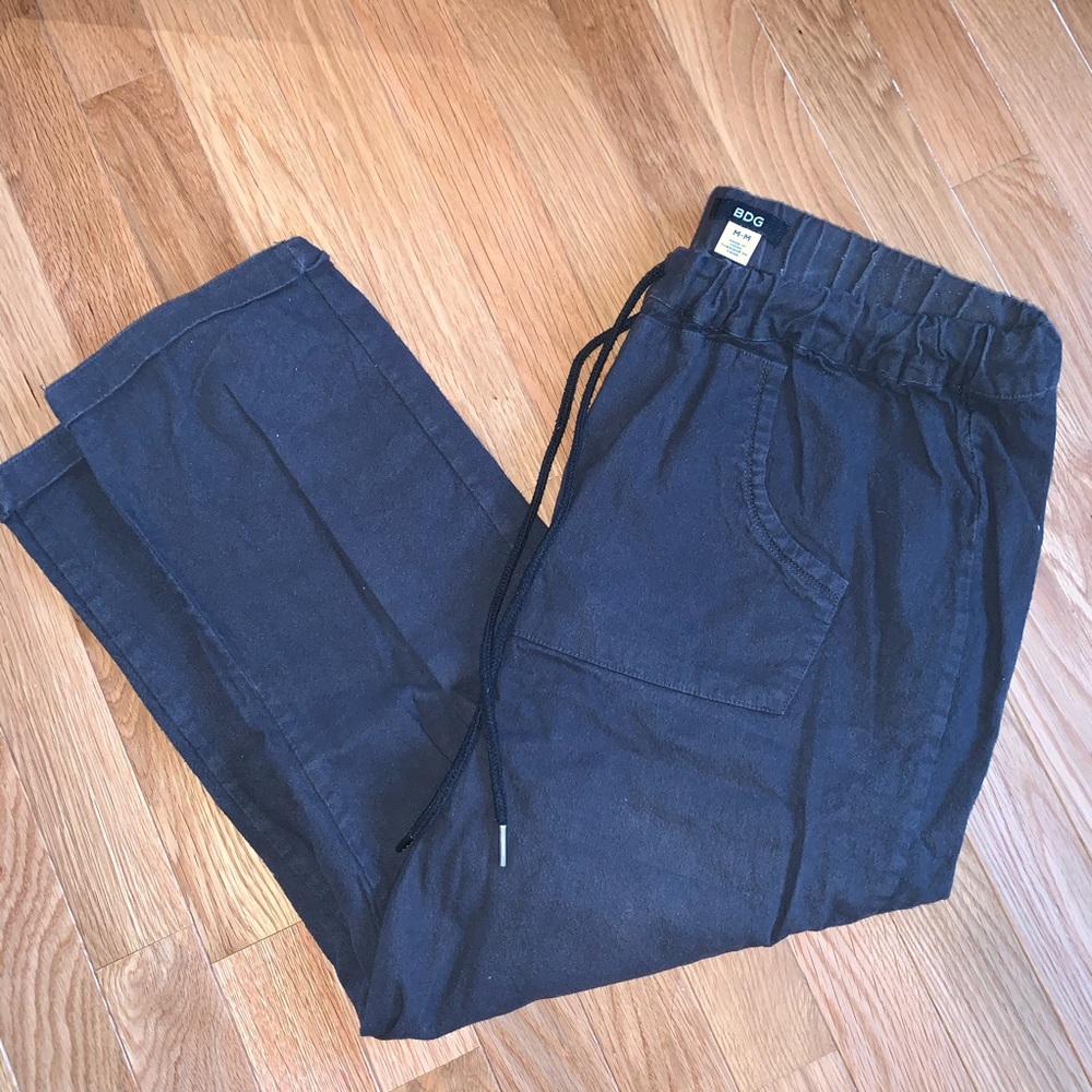 UO pants but like, they have a hoodie’s pocket?